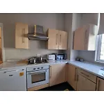 A1-1 Bed Ground Floor Flat In Elephant Castle
