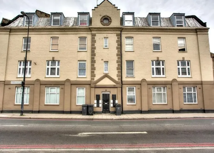 A1-1 Bed Ground Floor Flat In Elephant Castle